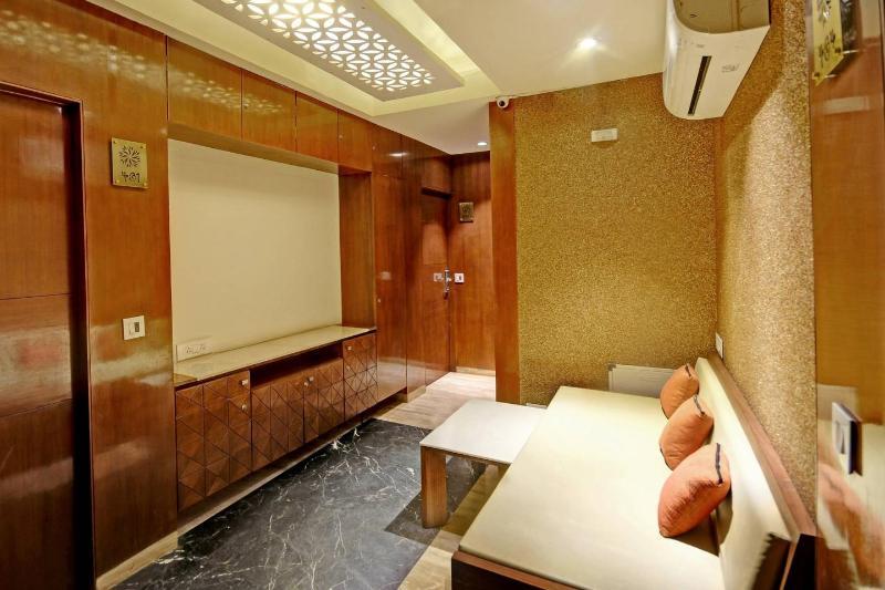 Fabhotel Kyra - Near Airport Road Ahmedabad Exterior foto