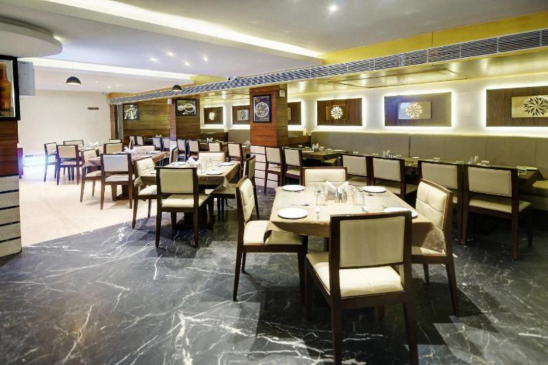 Fabhotel Kyra - Near Airport Road Ahmedabad Exterior foto